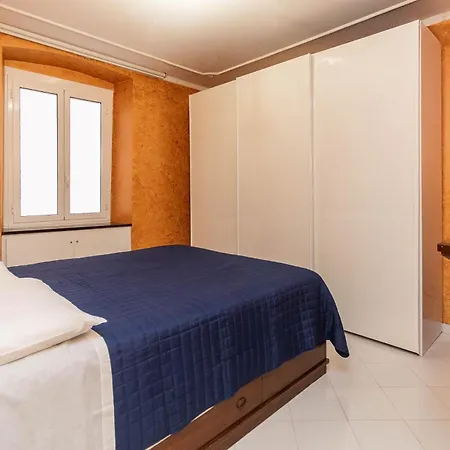 Apartment Trilocale - 4 Minuti Stazione Treni *
